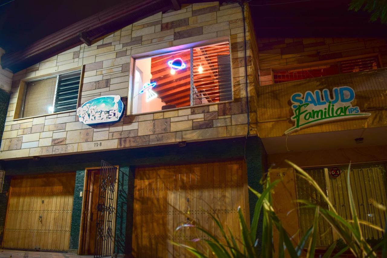 Area 51 Hostel Medellin Luaran gambar